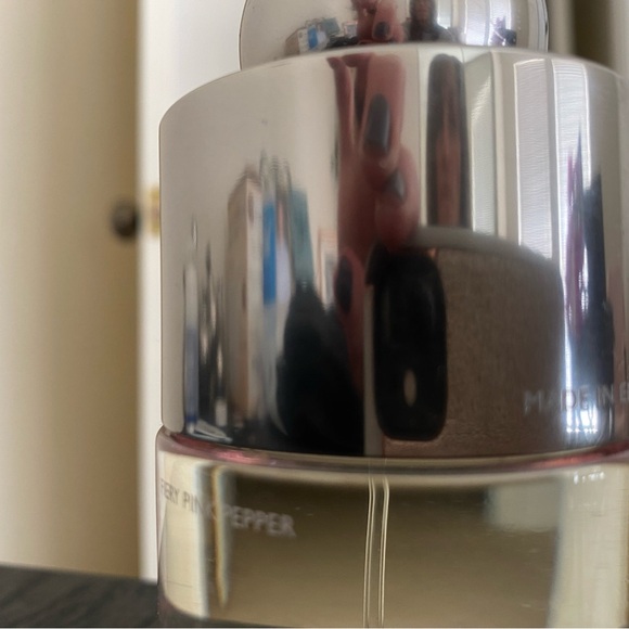 Molton Brown Fiery Pink Pepper Eau de Toilette - Unisex scent - Picture 5 of 5